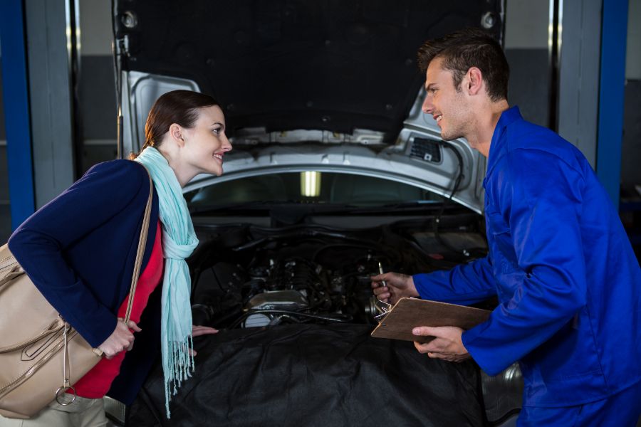 Top-Notch Body Shop Customer Service: What to Look For